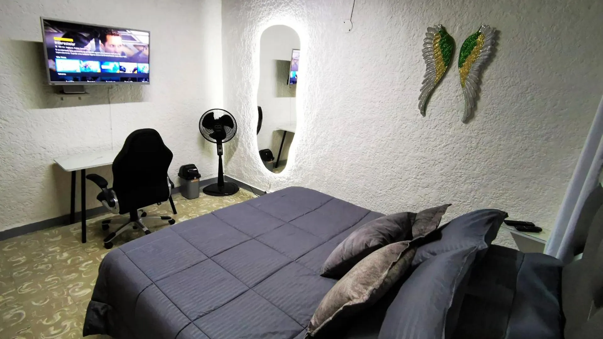 Villa Casangel Hogar Familiar En Sector Exclusivo Cerca Al Aeropuerto Local Frente Al Poblado Medellín Colombia