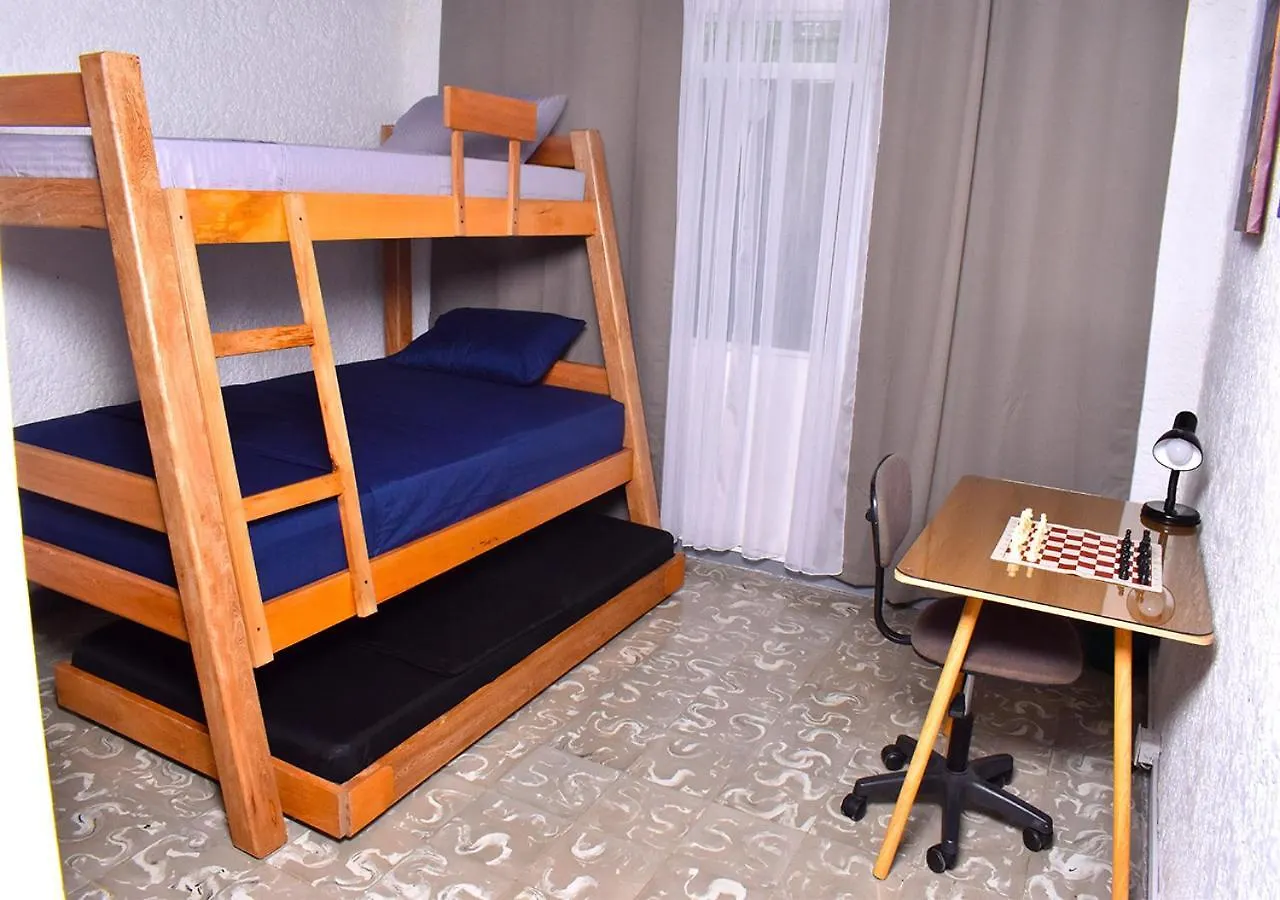 Villa Casangel Hogar Familiar En Sector Exclusivo Cerca Al Aeropuerto Local Frente Al Poblado Medellín